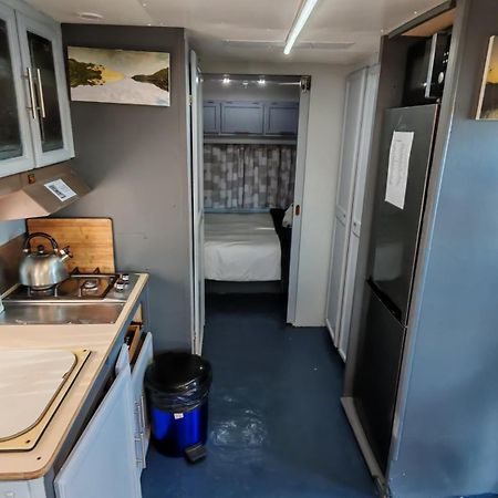 Maggie May House Boat - Colchester - 5Km From Elephant Park Exteriér fotografie