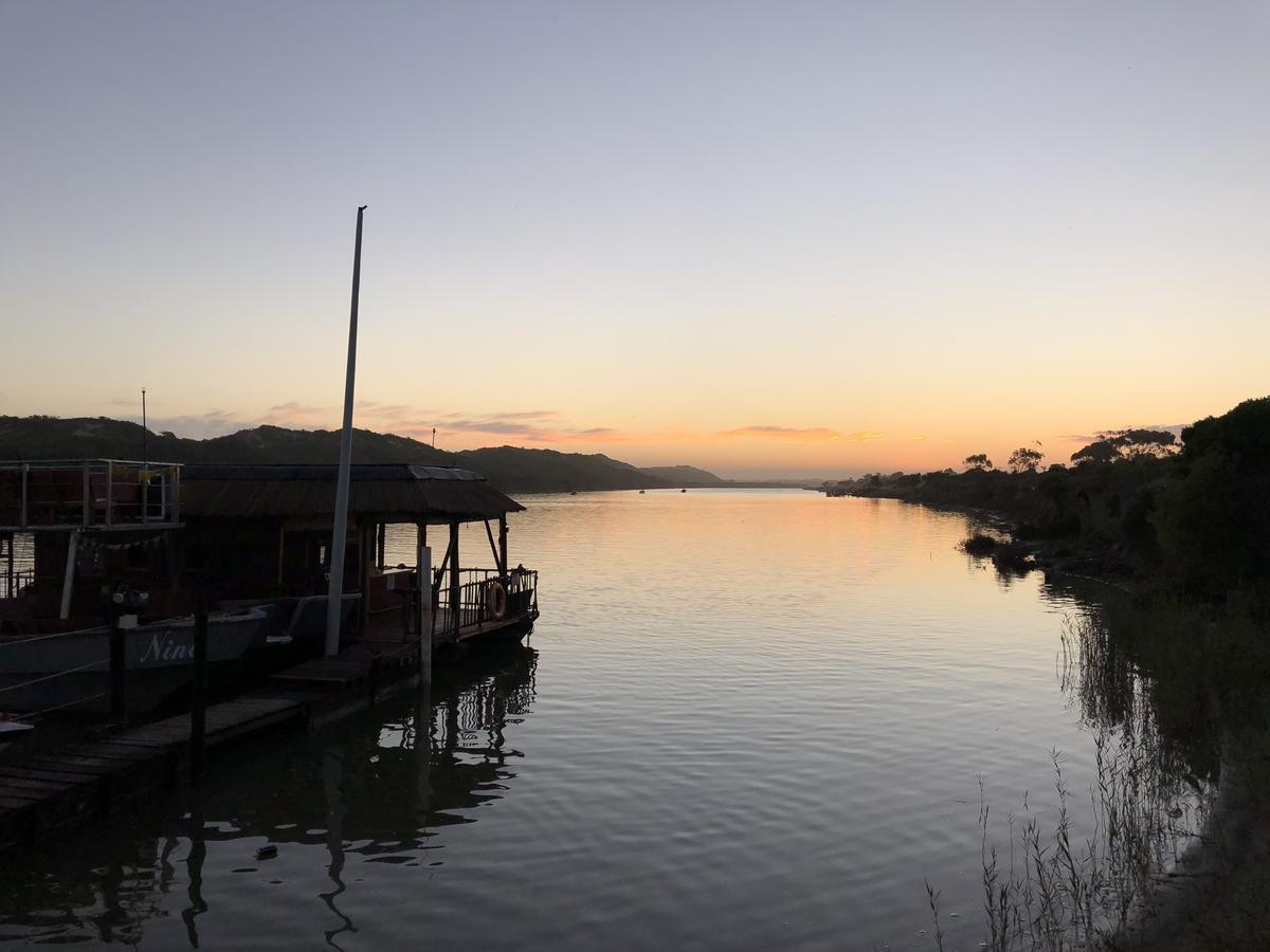 Maggie May House Boat - Colchester - 5Km From Elephant Park Exteriér fotografie