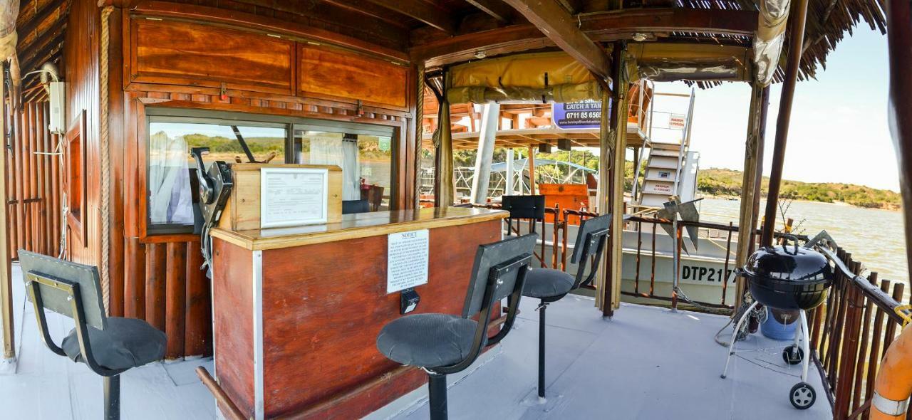 Maggie May House Boat - Colchester - 5Km From Elephant Park Exteriér fotografie